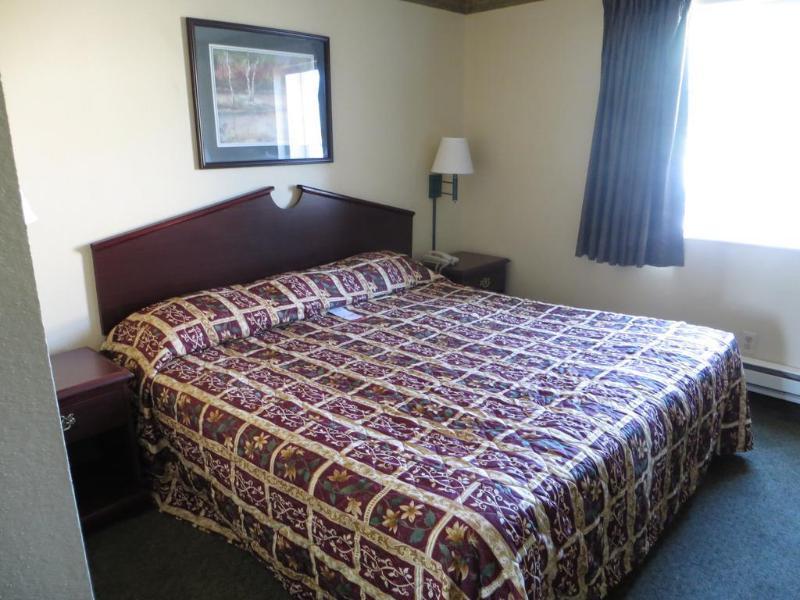 Super 8 By Wyndham Indianapolis/Ne/Castleton Area Otel Dış mekan fotoğraf